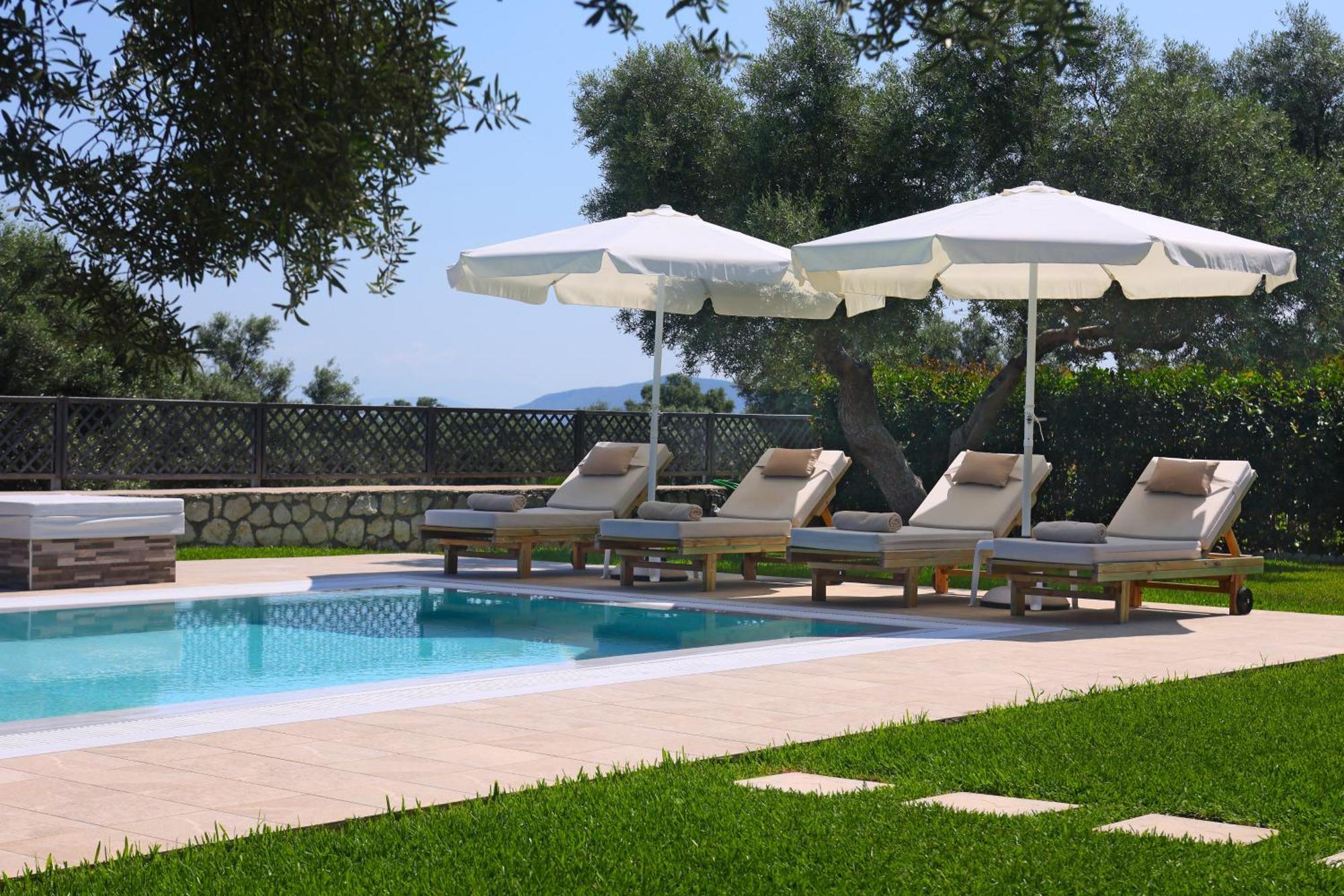 Lefkogea Villas & Apartments Tsoukaládhes Eksteriør billede